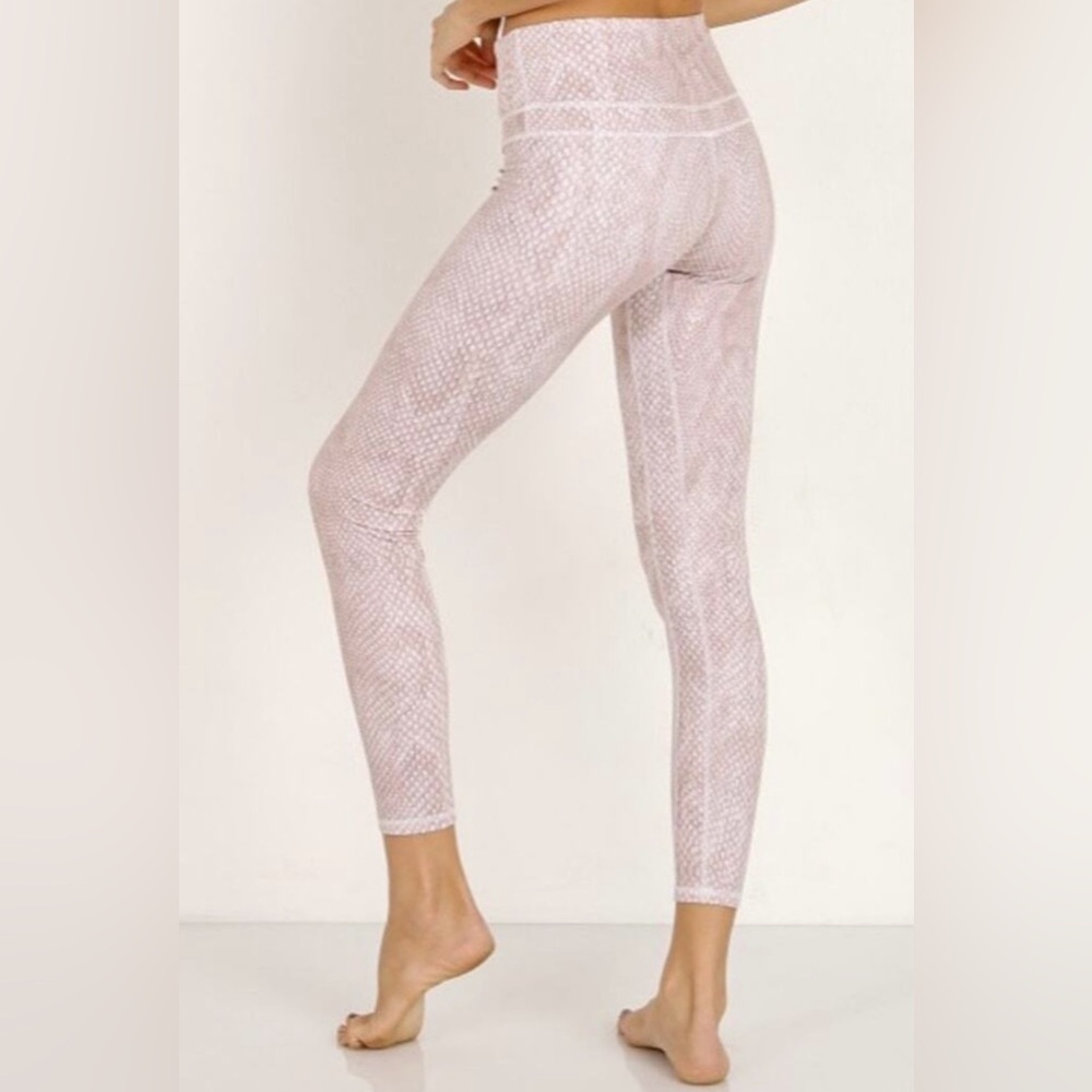 Varley Biona High Rise Legging size M EUC - Picture 2 of 11